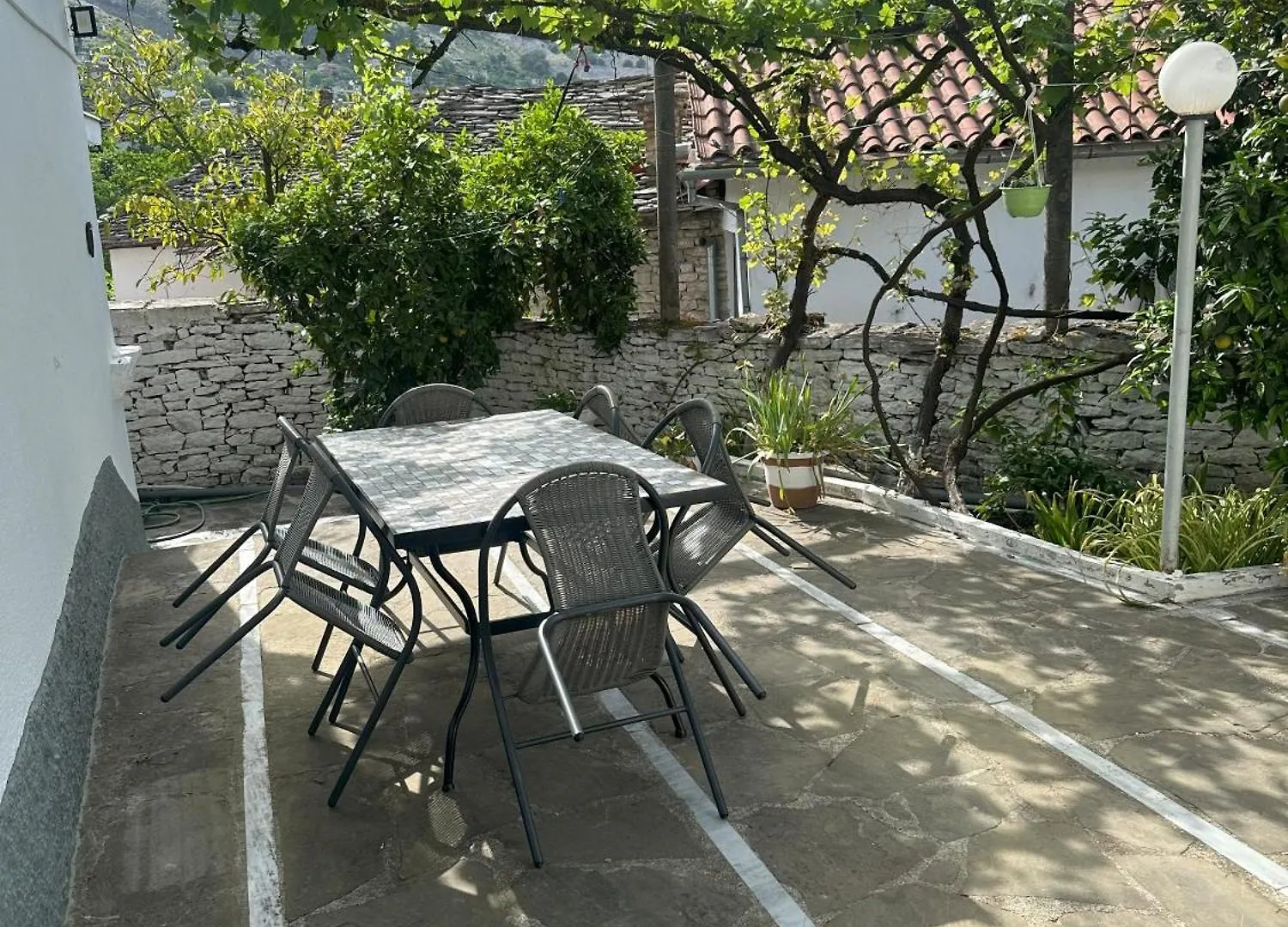 فندق Amalia'S House Gjirokastër بيت ضيافة